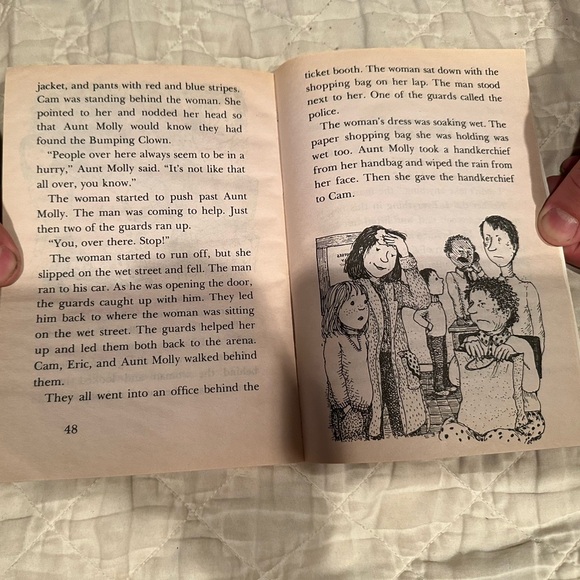 Cam Jansen and the mystery of the circus clown - Picture 7 of 8